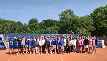 Beginn Erwachsenenklubtunier...