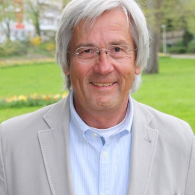 Prof. Dr. Herbert Robens